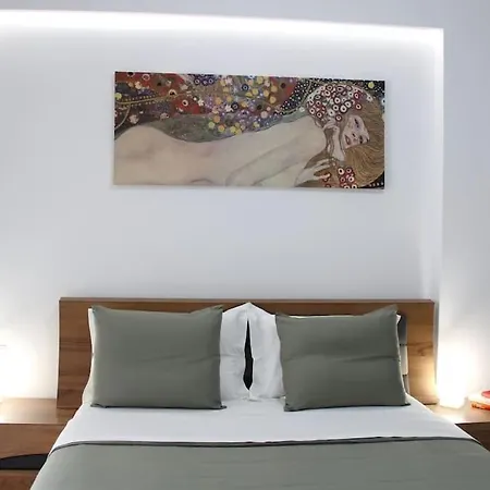 Cozy 2bd In Thissio-acropolis Athens